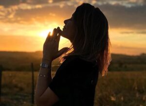 Leia mais sobre o artigo Alimentação e Oração: nutrindo uma vida em plenitude